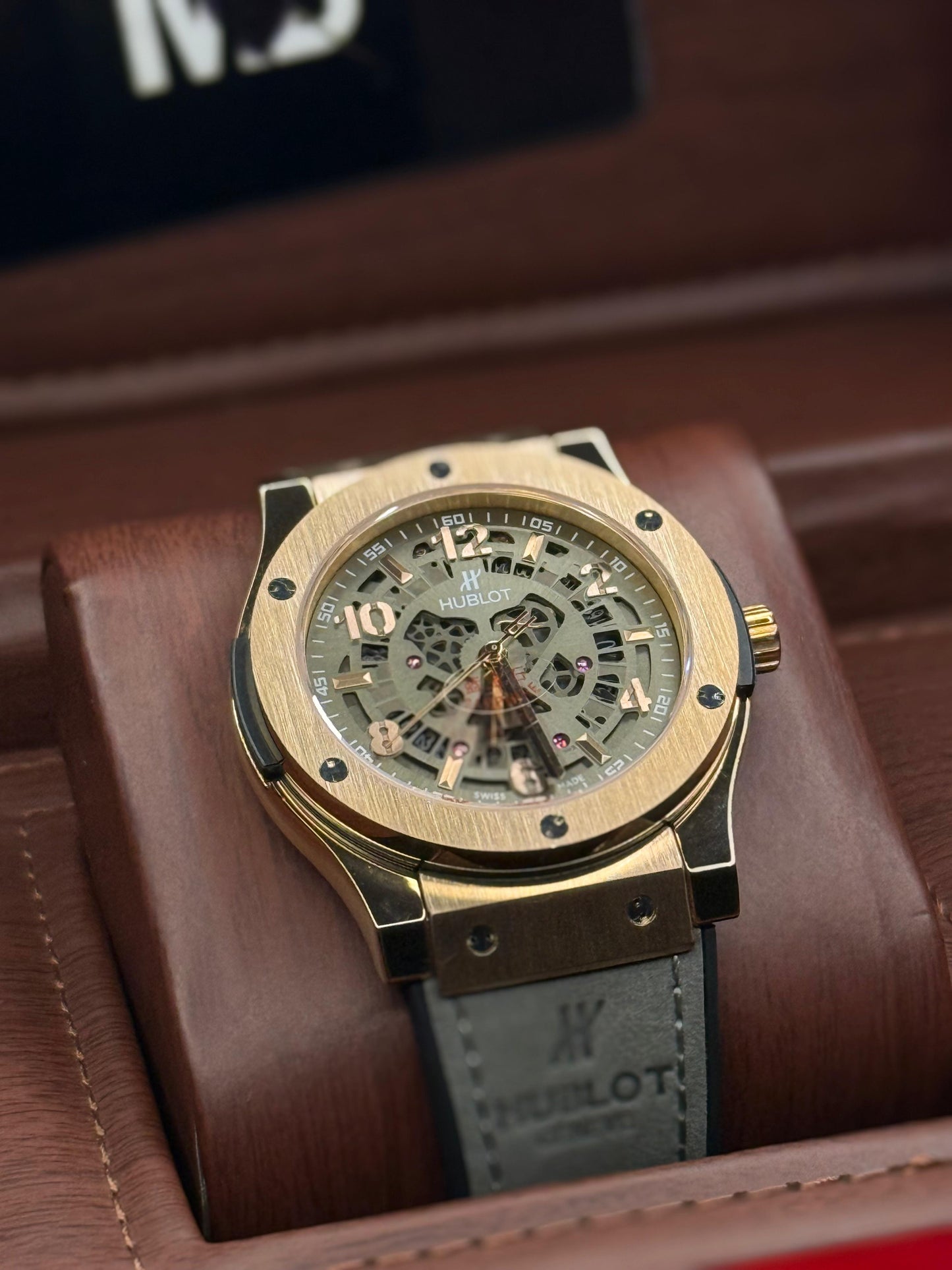 Hublot Skeleton type (Automatic)