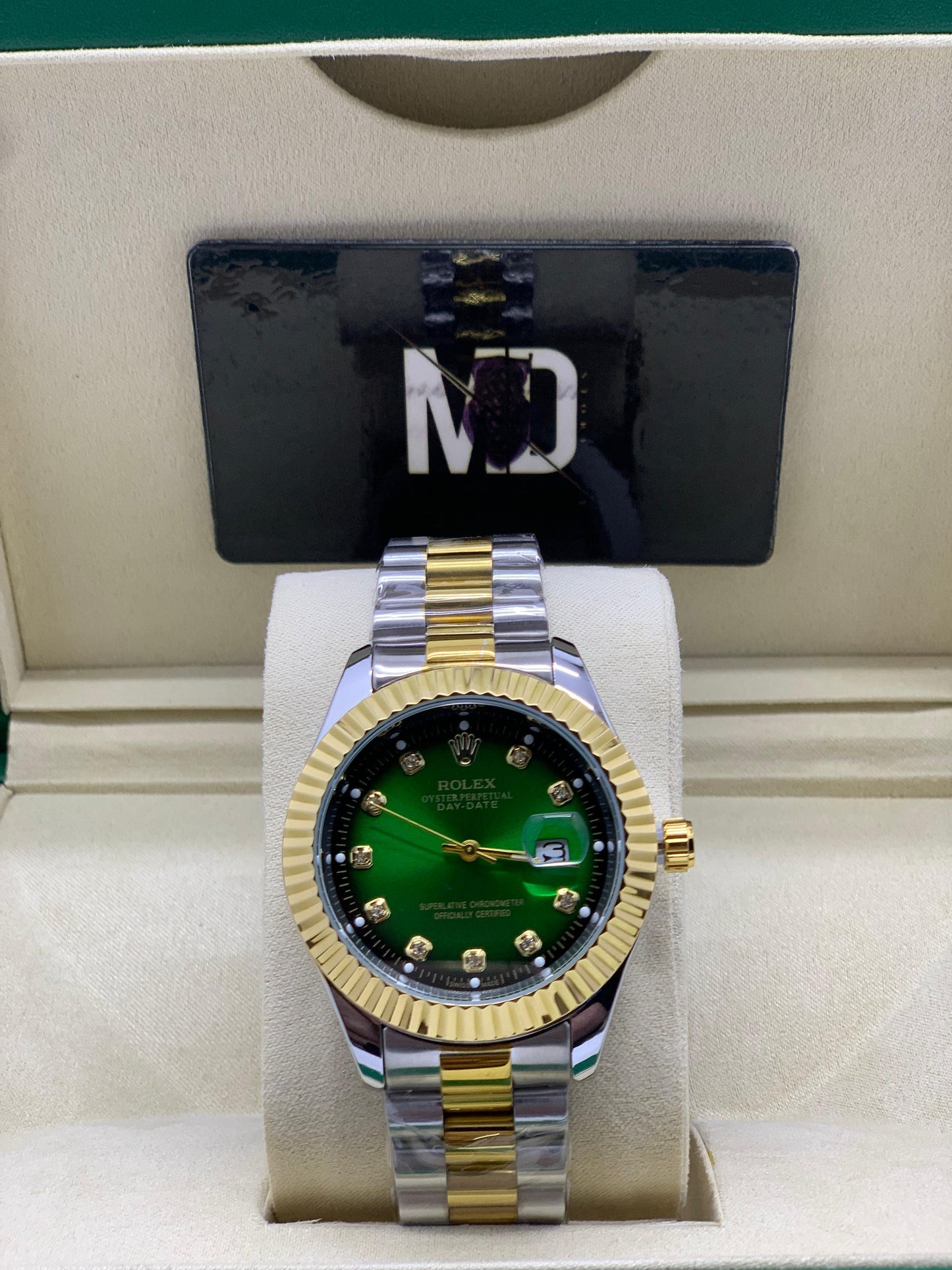 Rollie signature Green two tone ( With date)