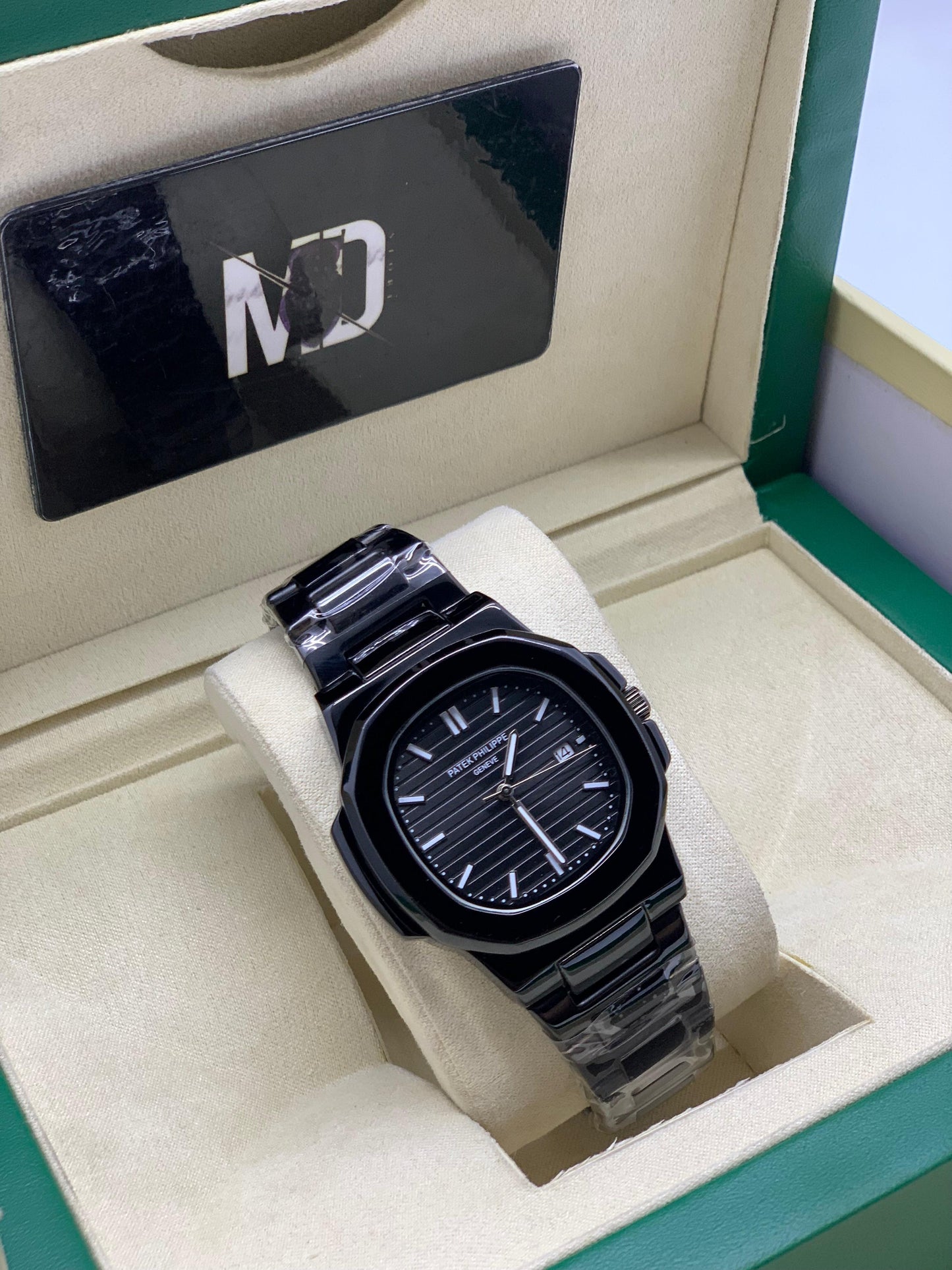 Patek phillipe (Black)